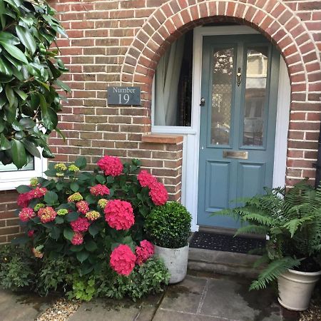 Number 19 B&B Chichester Eksteriør bilde